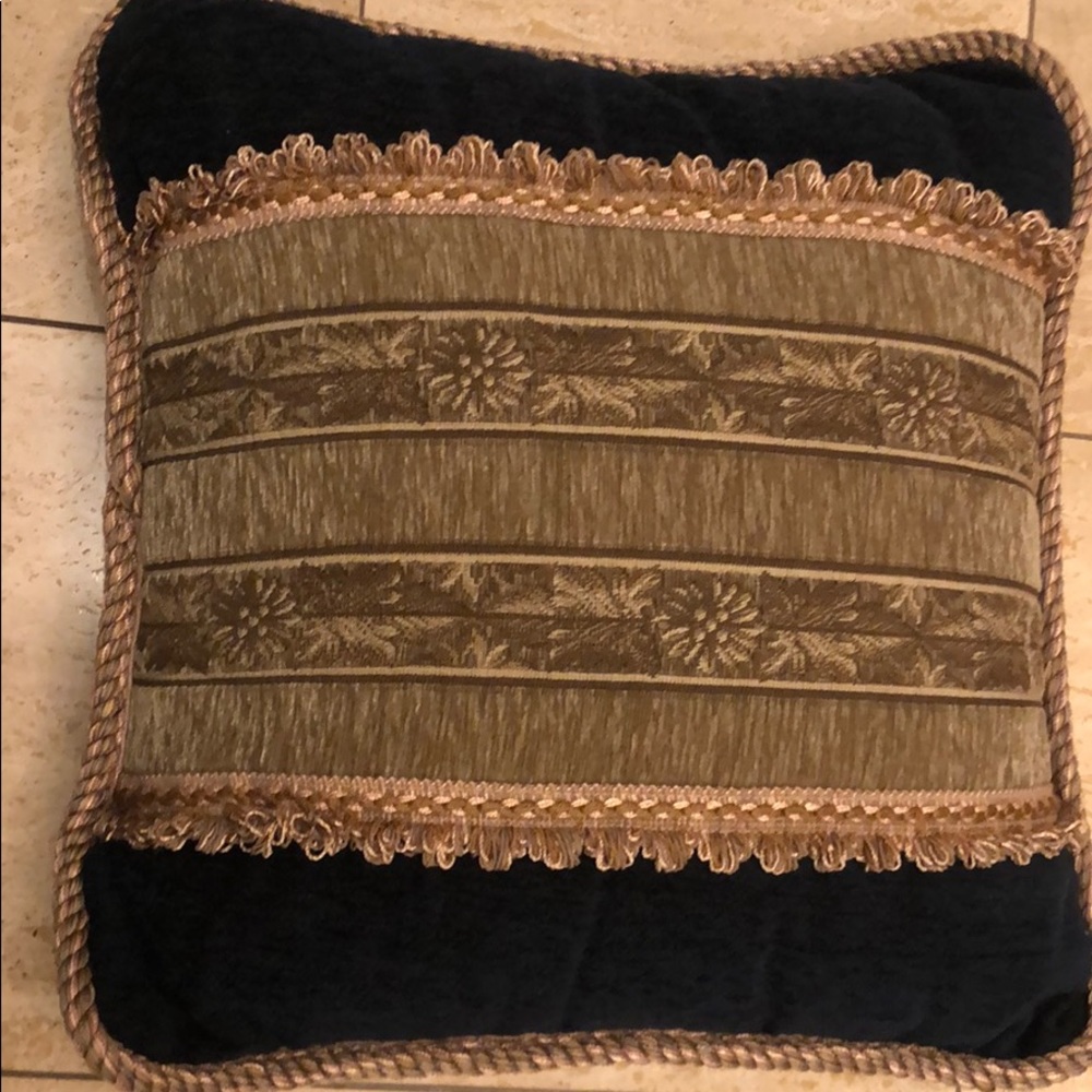 Custom toss pillows
